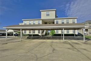 820 MARINA Drive