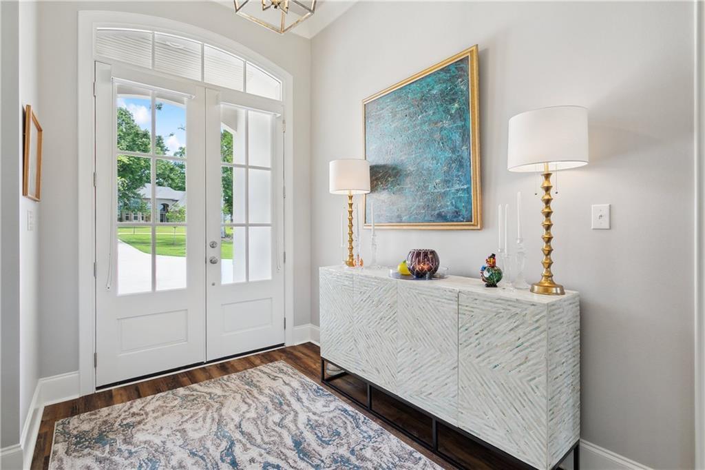Image 3: Entrance Foyer