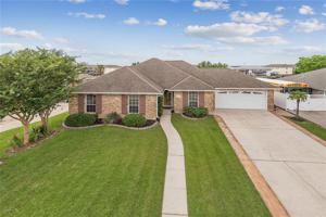 302 MOONRAKER Drive