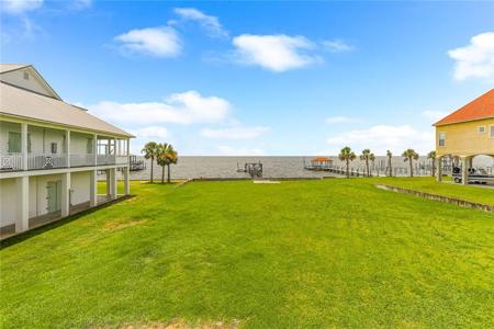 36 TREASURE ISLE Drive