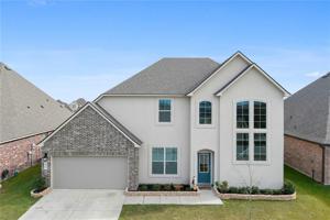 424 E LAKESHORE VILLAGE Drive E