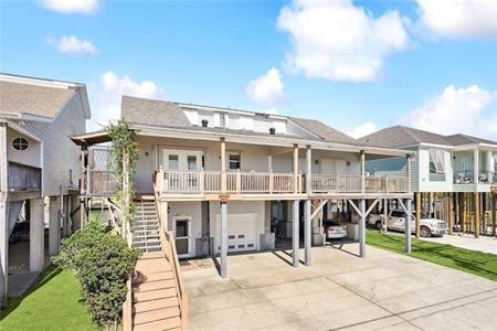 180 LAKEVIEW Drive