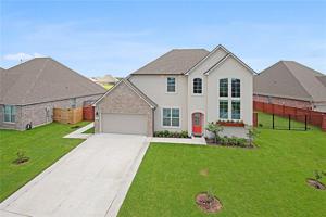 517 LAKESHORE VILLAGE Lane