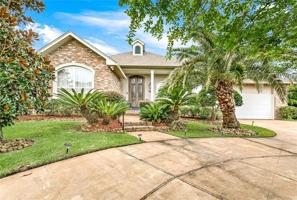 210 SPINNAKER Drive