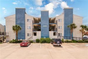 1490 HARBOR Drive