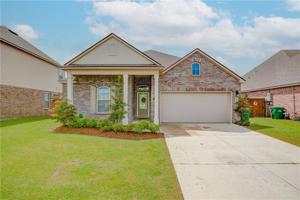 340 LAKESHORE VILLAGE E Drive