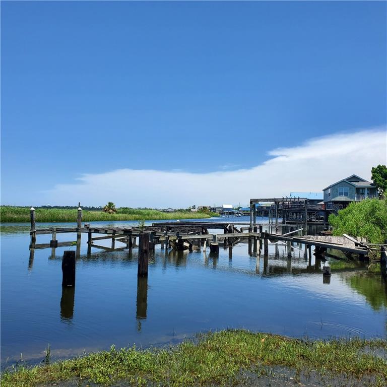 4783 PONTCHARTRAIN Drive, Slidell, LA lhrmls01215808