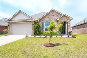 125 E LAKE Court