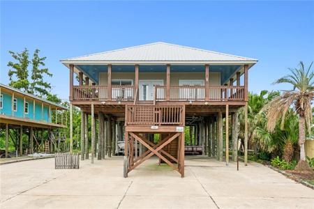 121 PONTCHARTRAIN Road