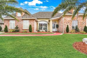 270 E AUGUSTA Lane