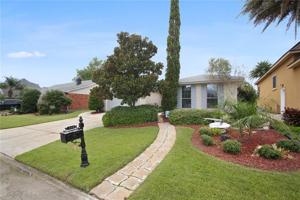 110 WEATHERLY Cove