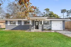 352 HICKORY Drive