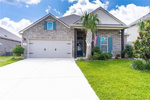417 W LAKE Drive
