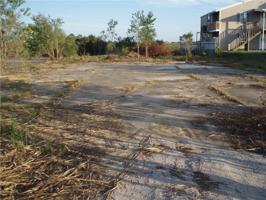 4420 PONTCHARTRAIN Drive