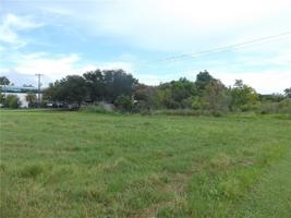 PONTCHARTRAIN Drive