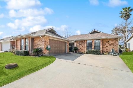 108 SOUTHERN STAR Place