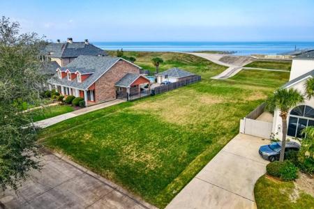 PALM VISTA Drive