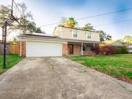 4021 RIVIERA Drive