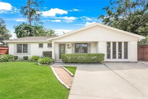 107 MEADOWMOSS Drive