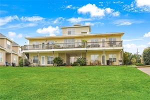 820 MARINA Drive