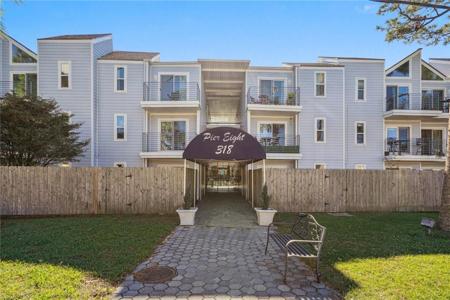 318 LAKE MARINA Avenue