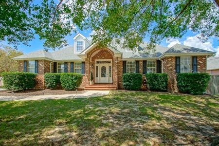 52 INLET Drive