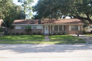266 WOODCREST Drive