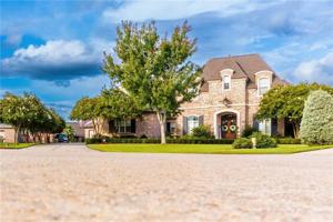 260 MASTERS POINT Court