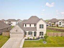 5737 LAUREL TREE Way