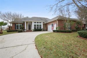 53 OAK TREE Drive