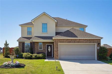 153 EAST LAKE Court