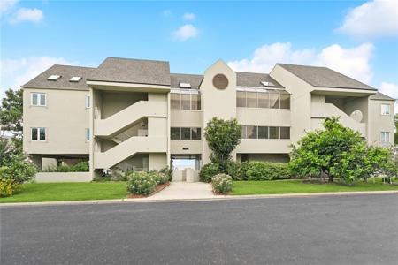 103 MARINERS Boulevard