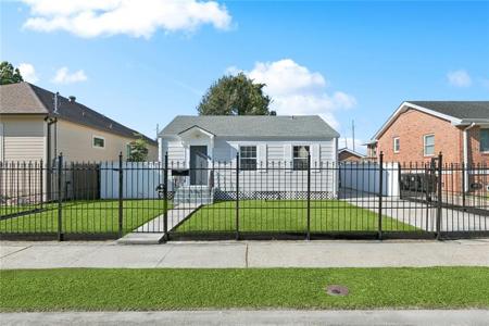 64 CURTIS Drive