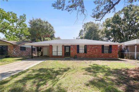 3962 RIVIERA Drive
