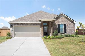 229 E LAKE Drive