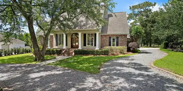 444 TRAILHEAD Drive