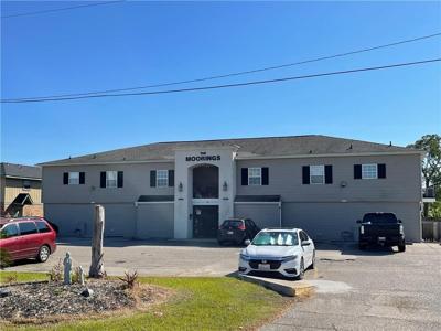 4854 PONTCHARTRAIN Drive