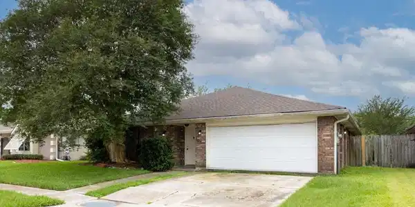 7820 WINDWARD Court