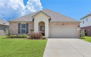 225 WEST LAKE Court