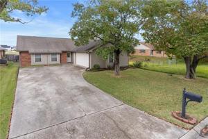 206 EDEN ISLES Boulevard