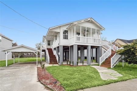 1116 MAIN Street