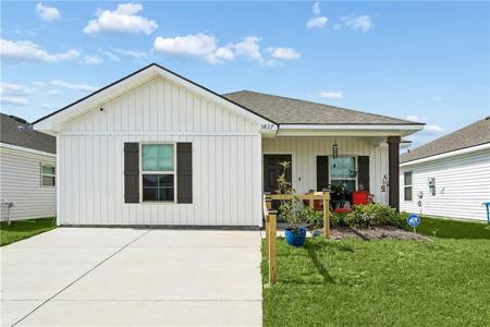 3827 SEAGULL Circle