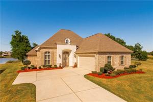 317 E AUGUSTA Lane