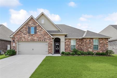 5724 LAUREL TREE Way