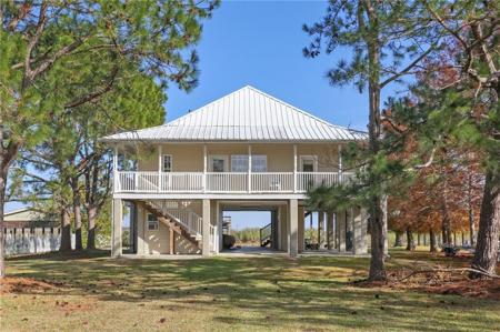 104 HERRING Drive