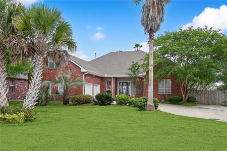 1033 MARINERS COVE Boulevard