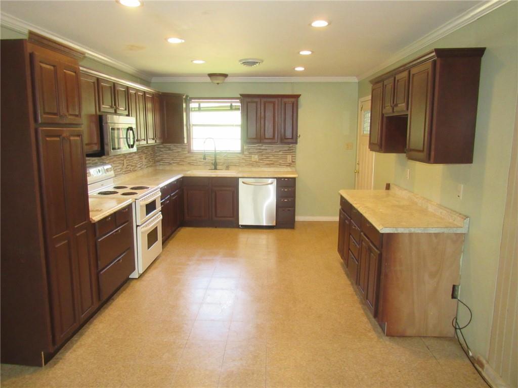 Image 3: Kitchen View 1