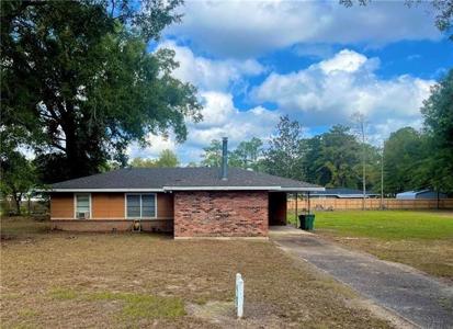 215 BANKSTON Drive