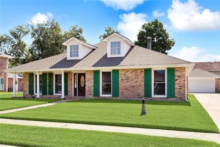 18 YOSEMITE Drive