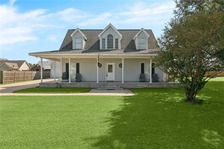 146 BAYOU ESTATES Drive